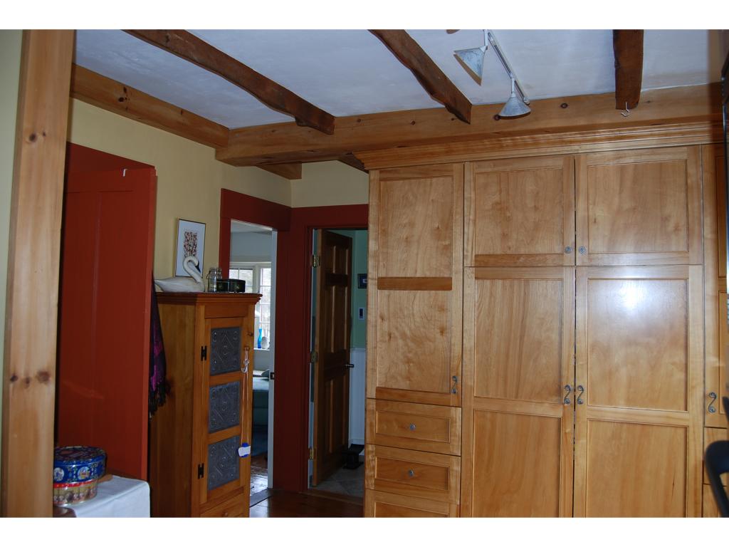 121 Dry Hill Road Rochester, NH 03867 - Photo 3 of 27