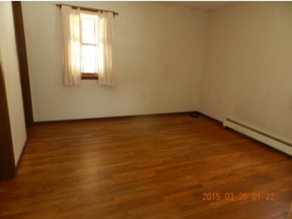 12 Pinewood Avenue Springfield, VT 05156 - Photo 18 of 23