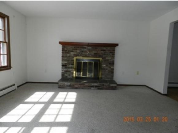 12 Pinewood Avenue Springfield, VT 05156 - Photo 9 of 23