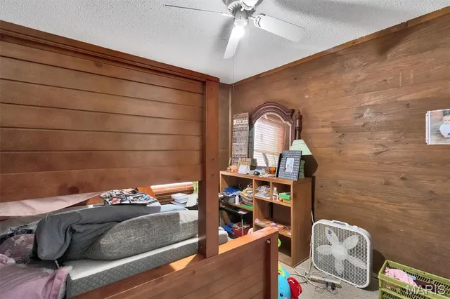 $180,000 | 401 Bunker Hill Drive, De Soto, MO 63020