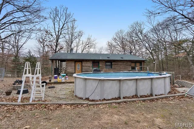 $180,000 | 401 Bunker Hill Drive, De Soto, MO 63020