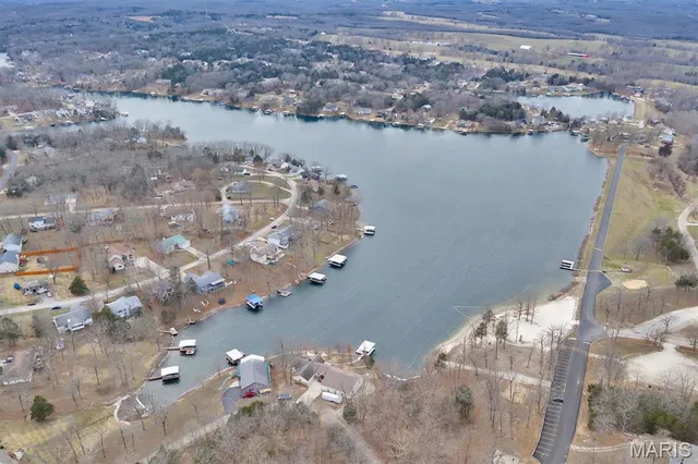 $180,000 | 401 Bunker Hill Drive, De Soto, MO 63020