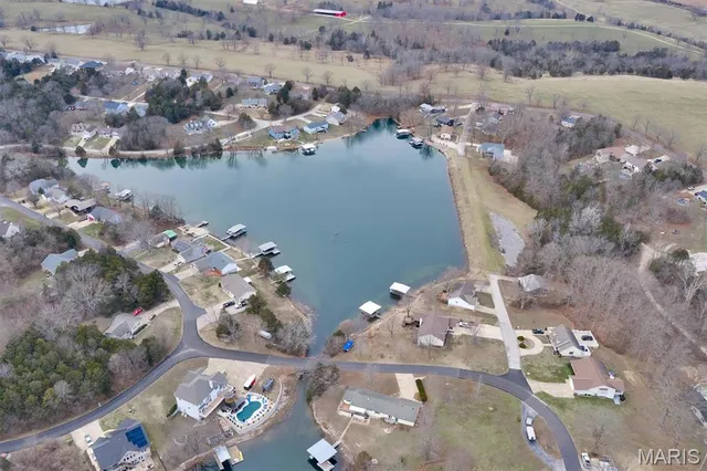 $180,000 | 401 Bunker Hill Drive, De Soto, MO 63020