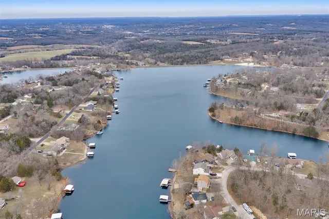 $180,000 | 401 Bunker Hill Drive, De Soto, MO 63020