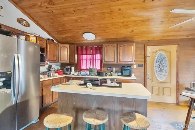 $180,000 | 401 Bunker Hill Drive, De Soto, MO 63020