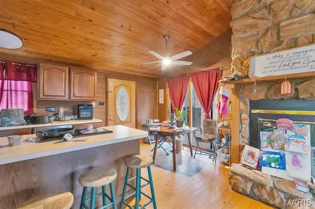 $180,000 | 401 Bunker Hill Drive, De Soto, MO 63020