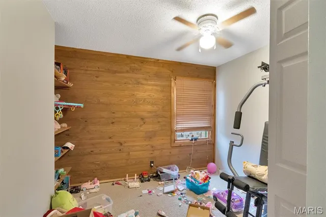 $180,000 | 401 Bunker Hill Drive, De Soto, MO 63020