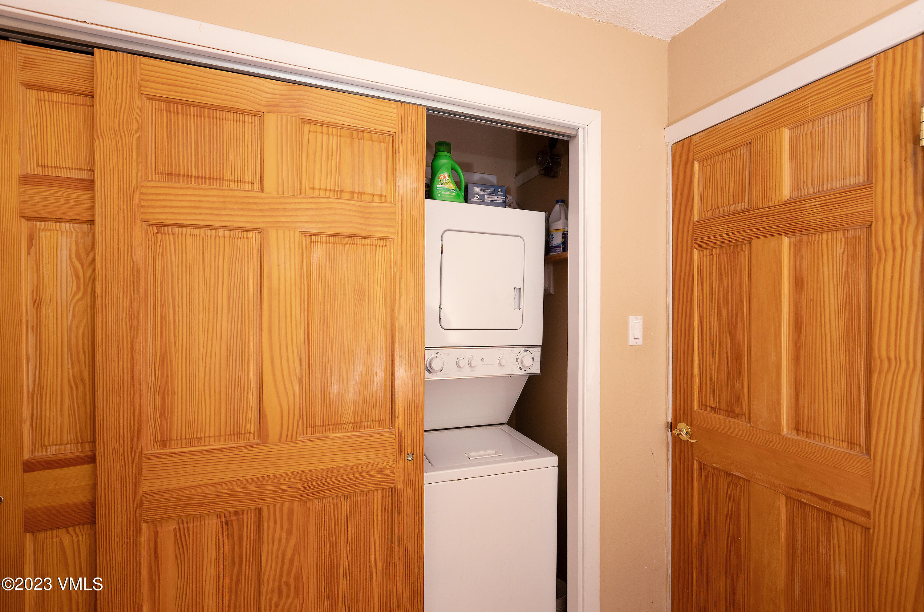 921 Red Sandstone Road, Unit D5 Vail, CO 81657 - Photo 8 of 16 a view of walk in closet