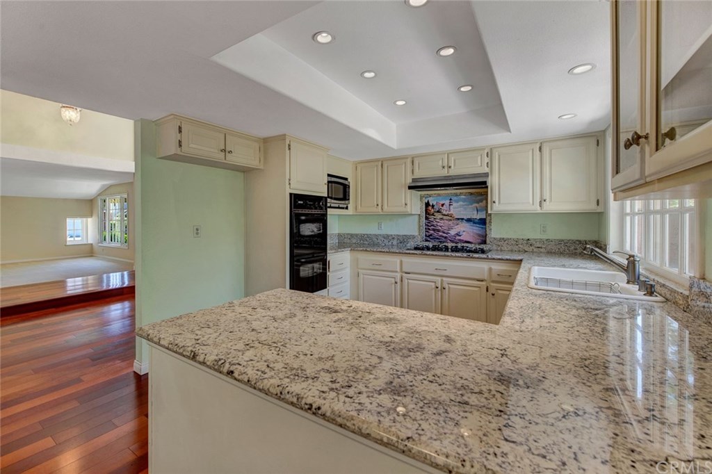 8 Bull Run Irvine, CA 92620 - Photo 18 of 52