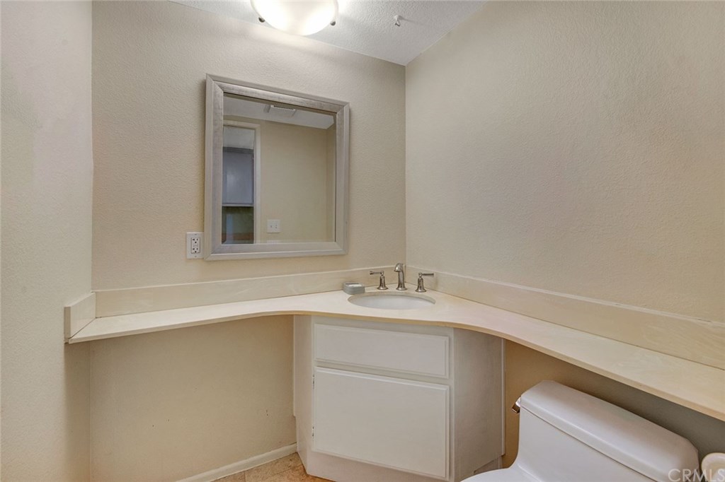 8 Bull Run Irvine, CA 92620 - Photo 21 of 52 1/2 bath downstairs