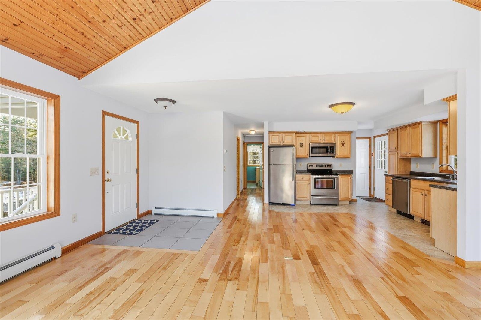 59 Thompson Road Keene, NH 03431 - Photo 11 of 31