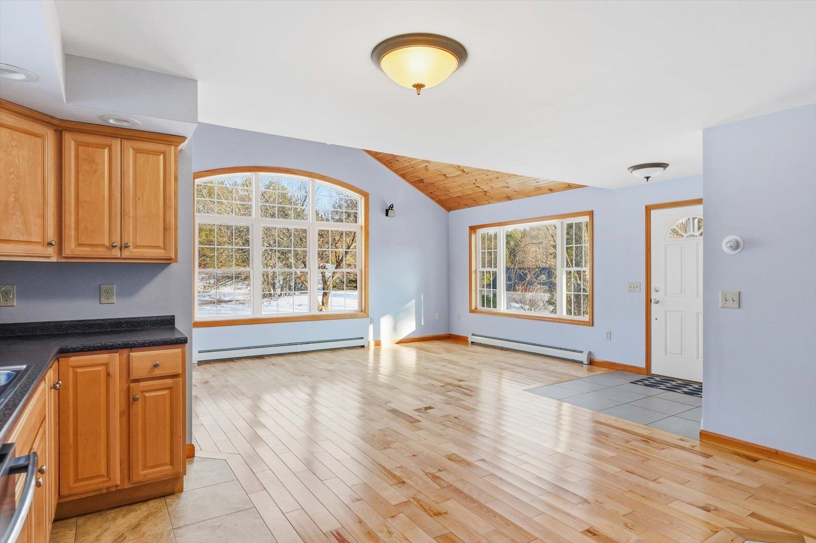 59 Thompson Road Keene, NH 03431 - Photo 9 of 31