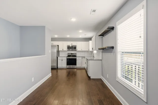 $450,000 | 7928 Poplar Grove Lane, Powell, TN 37849