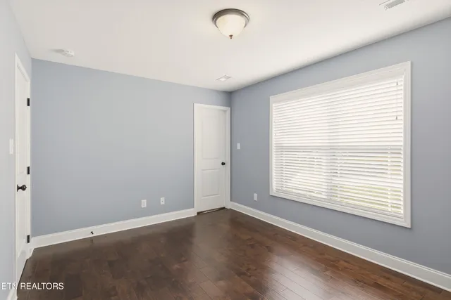 $450,000 | 7928 Poplar Grove Lane, Powell, TN 37849