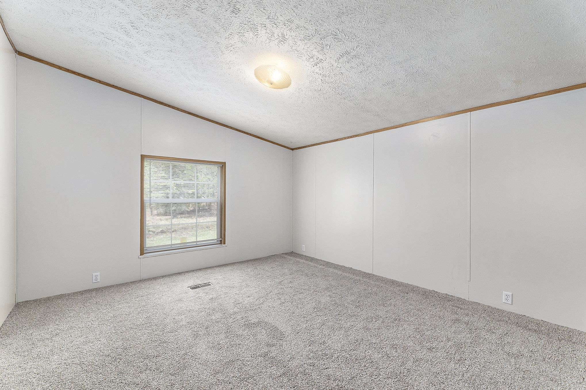 2396 East 32 Road Cadillac, MI 49601 - Photo 11 of 33