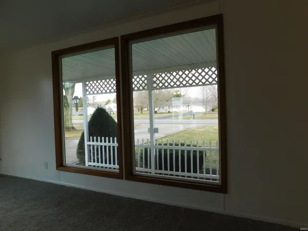 $195,000 | 1082 South Old US Highway 31, Rochester, IN 46975