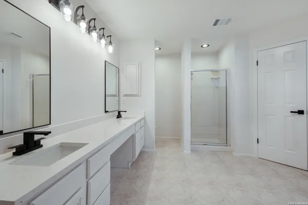 $2,100 | 7411 Tom Kite Court, San Antonio, TX 78244