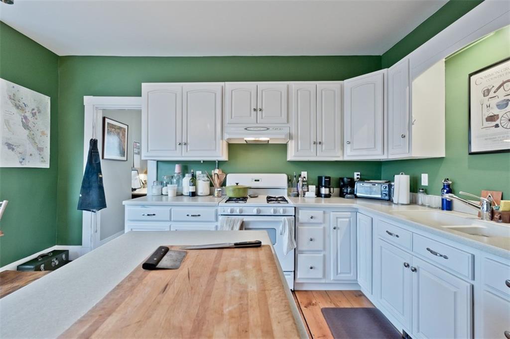 137 Spring Street, Unit 3 Portland, ME 04101 - Photo 12 of 20 Photo