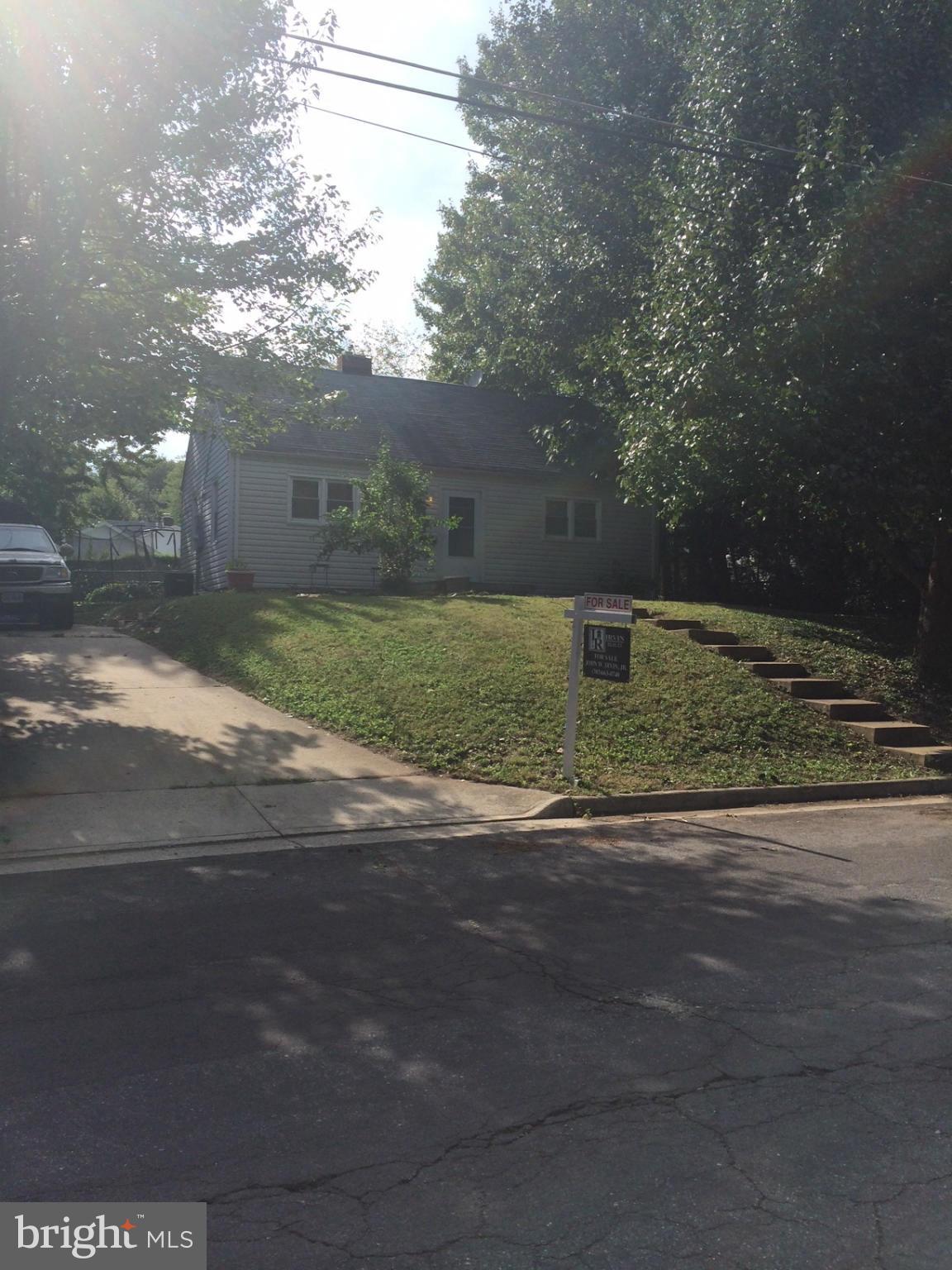 3144 Cofer Road Falls Church, VA 22042 - Photo 5 of 7 Exterior (Front)