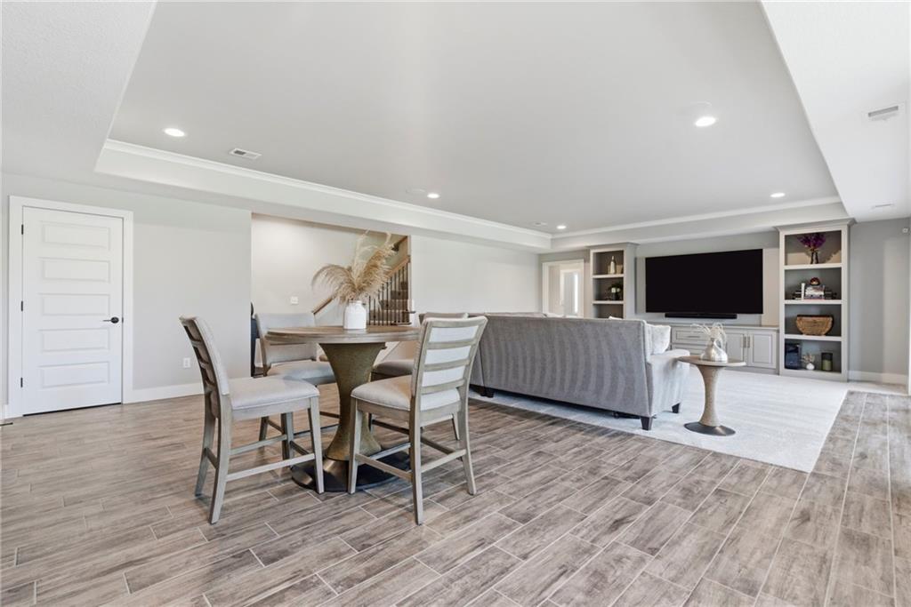 21122 189th Street Spring Hill, KS 66083 - Photo 32 of 55