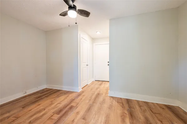 $1,500 | 13109 Farm To Market Road 1764, Santa Fe, TX 77510