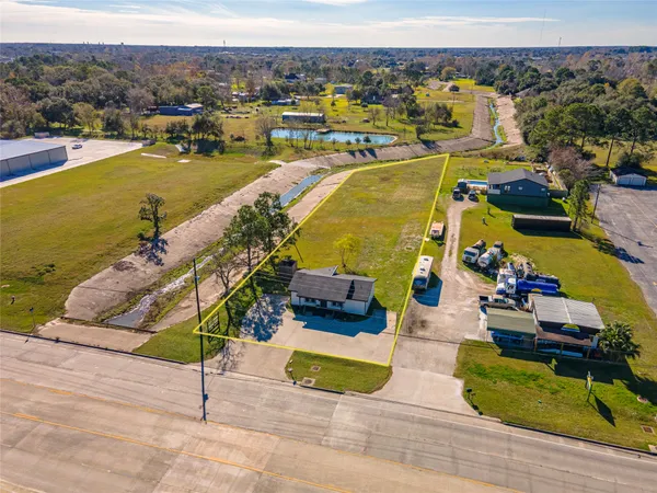 $1,500 | 13109 Farm To Market Road 1764, Santa Fe, TX 77510