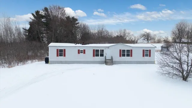 $189,000 | 5 Santa Lane, Litchfield, ME 04350