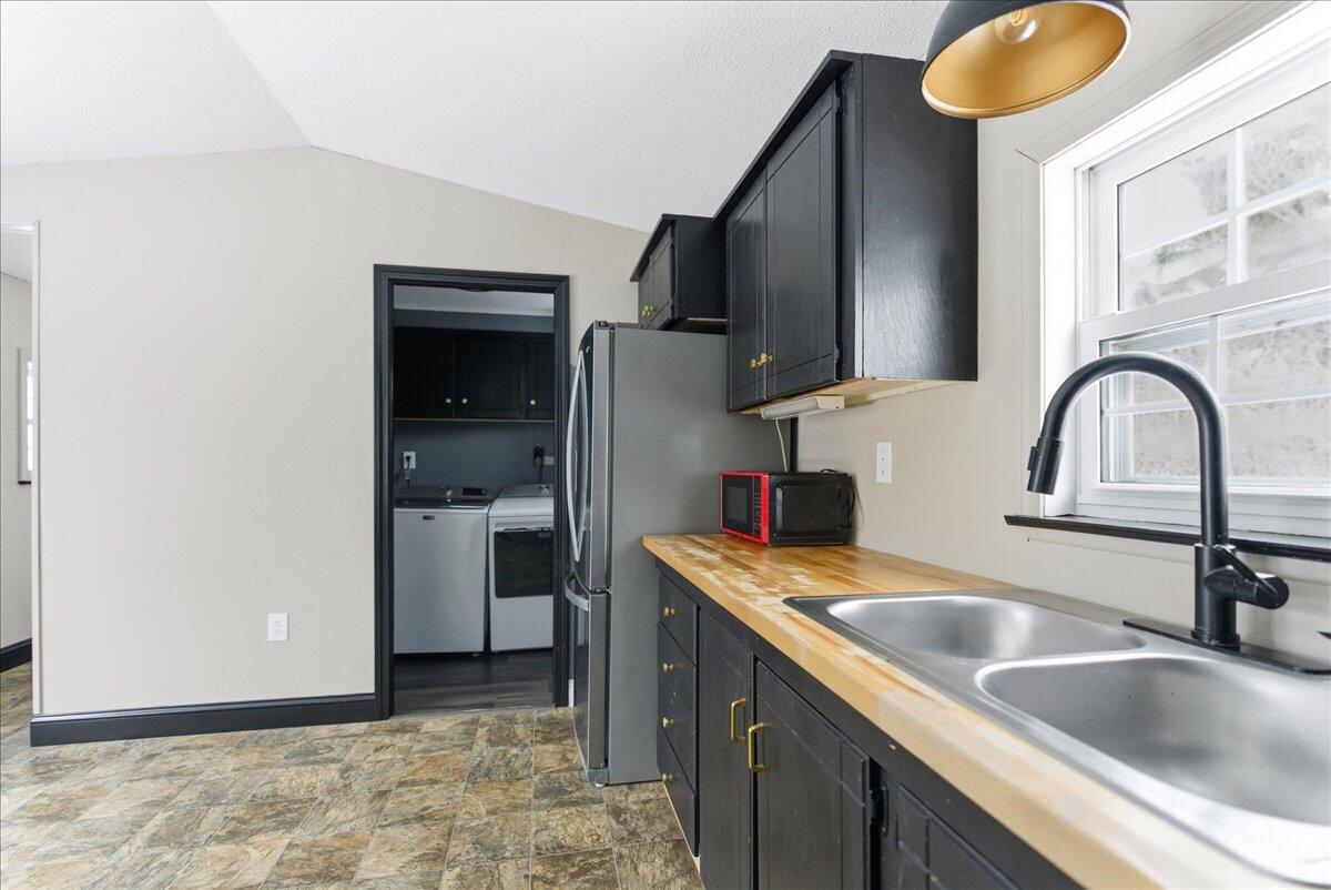 5 Santa Lane Litchfield, ME 04350 - Photo 14 of 30 14-5 Santa Ln_Litchfield_ME-14