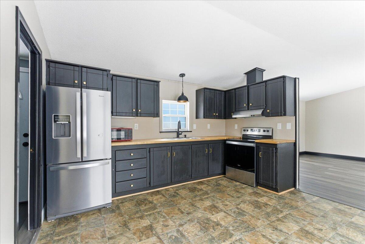 5 Santa Lane Litchfield, ME 04350 - Photo 10 of 30 10-5 Santa Ln_Litchfield_ME-10