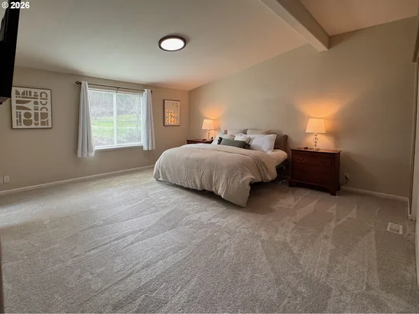 $729,900 | 90416 Sheffler Road, Elmira, OR 97437