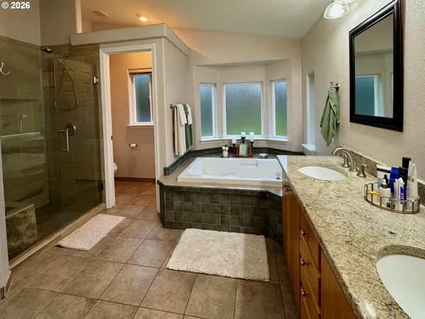 $729,900 | 90416 Sheffler Road, Elmira, OR 97437