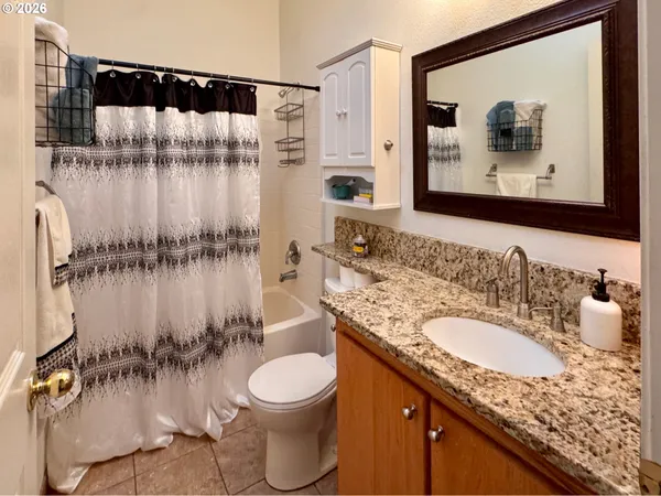 $729,900 | 90416 Sheffler Road, Elmira, OR 97437