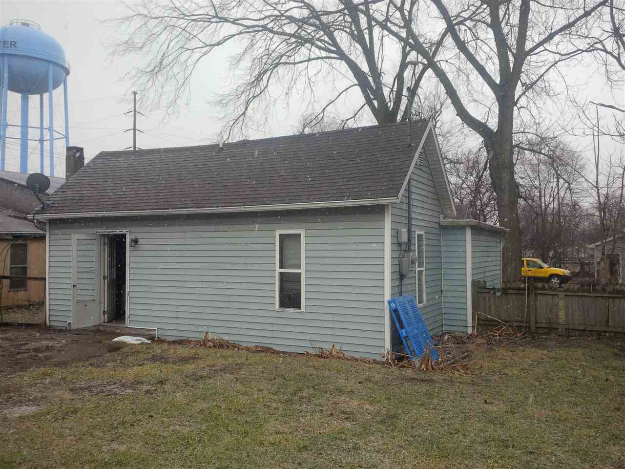 341 Indiana Avenue Rochester, IN 46975 - Photo 8 of 9