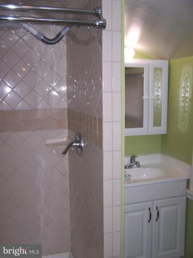 12306 Kendall Street Silver Spring, MD 20902 - Photo 4 of 14 Bath #1