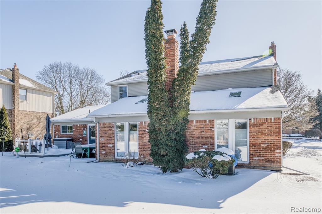 42134 Waterfall Road Northville, MI 48168 - Photo 41 of 47 Gallery Image 41