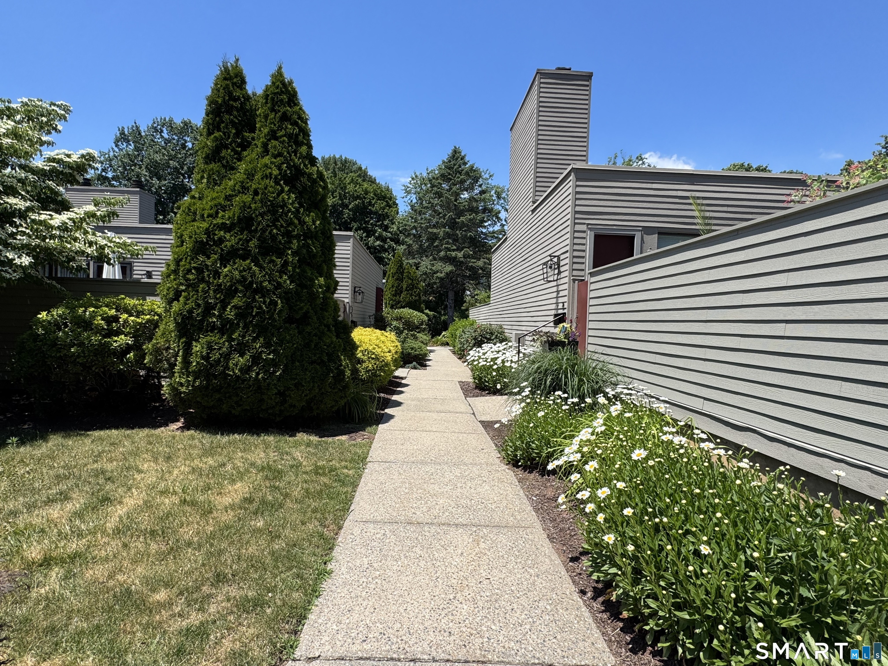 25 Charlton Hill Road, Unit 25 Hamden, CT 06518 - Photo 7 of 10
