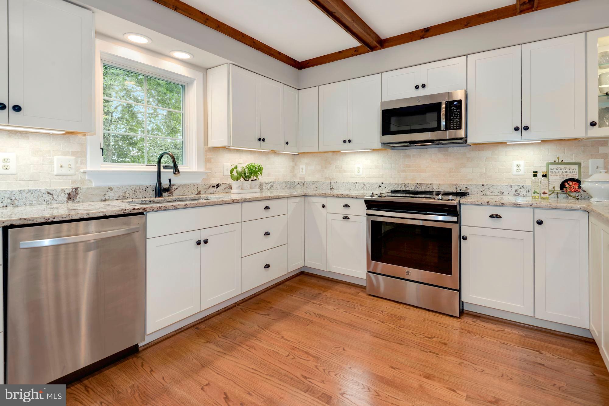 2813 Rifle Ridge Road Oakton, VA 22124 - Photo 16 of 41