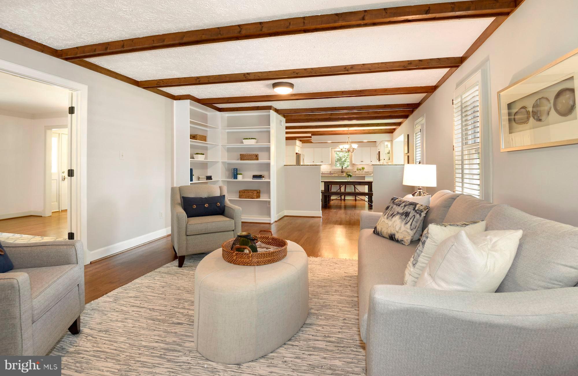 2813 Rifle Ridge Road Oakton, VA 22124 - Photo 10 of 41 GREAT OPEN CONCEPT