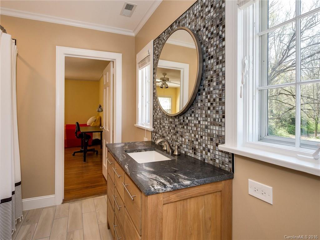 2000 South Wendover Road Charlotte, NC 28211 - Photo 20 of 24