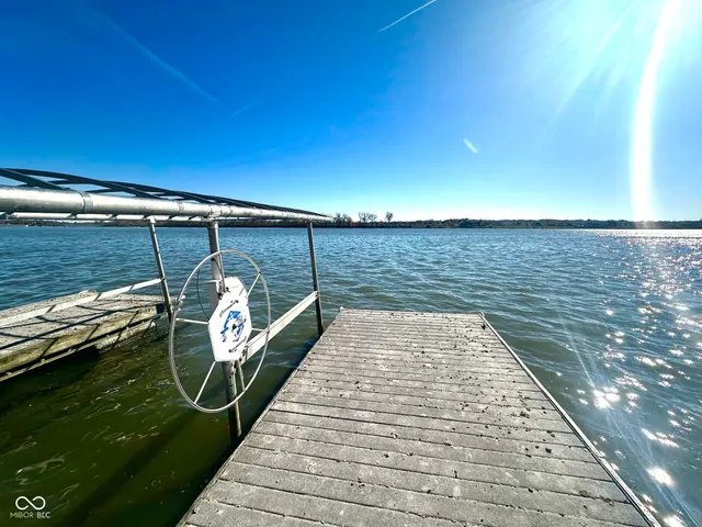 $3,999,990 | 11401 Forest Knoll Circle, Fishers, IN 46037