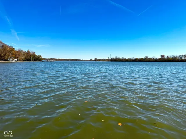 $3,999,990 | 11401 Forest Knoll Circle, Fishers, IN 46037