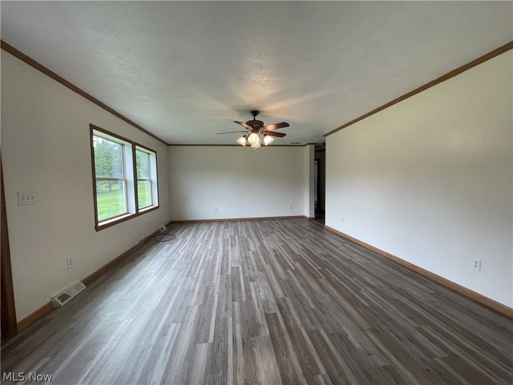 8891 Corwin Road Cumberland, OH 43732 - Photo 3 of 14 Gallery Image 3