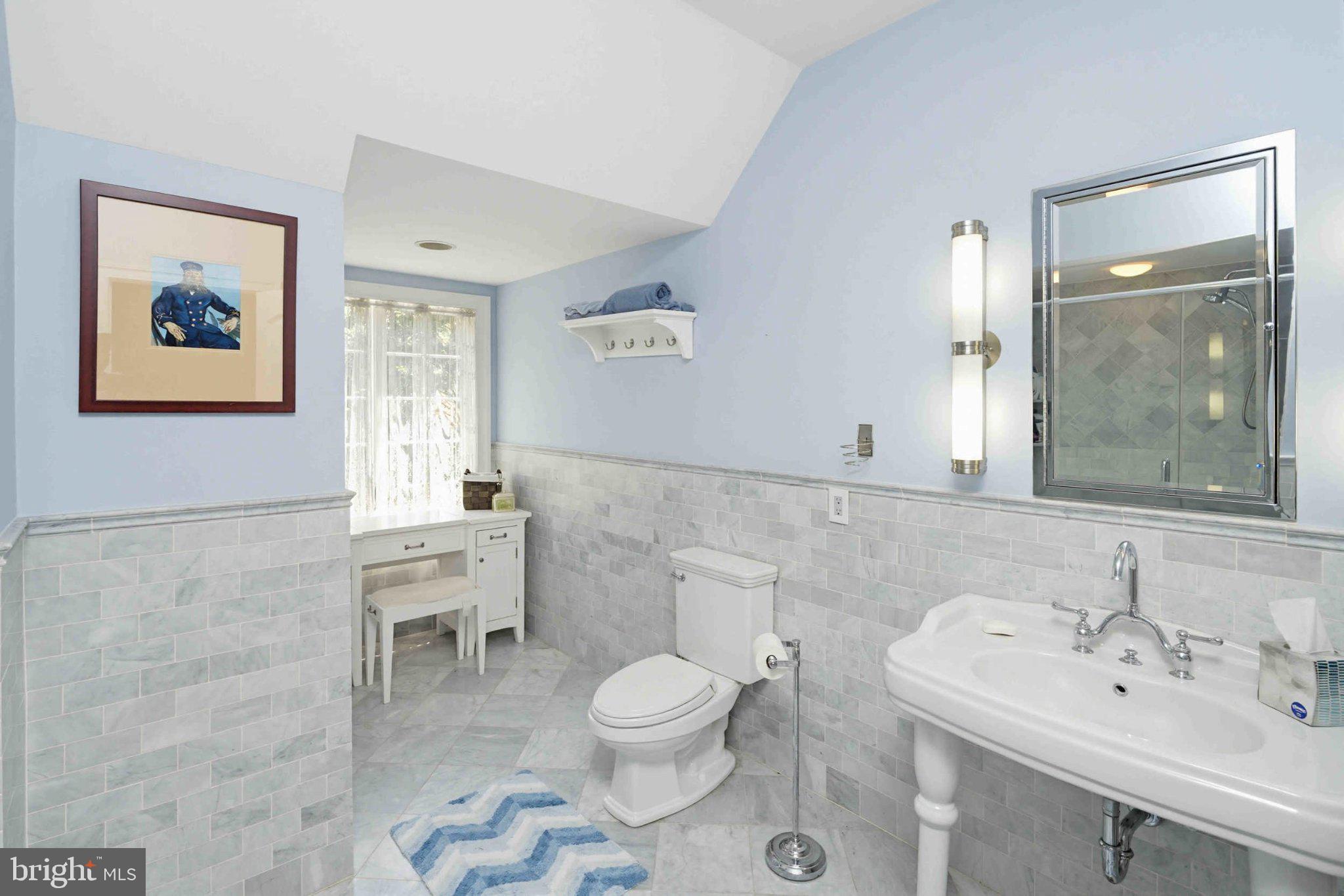 2244 Deer Path Road Huntingdon Valley, PA 19006 - Photo 61 of 95 Bathroom attached to blue bedroom
