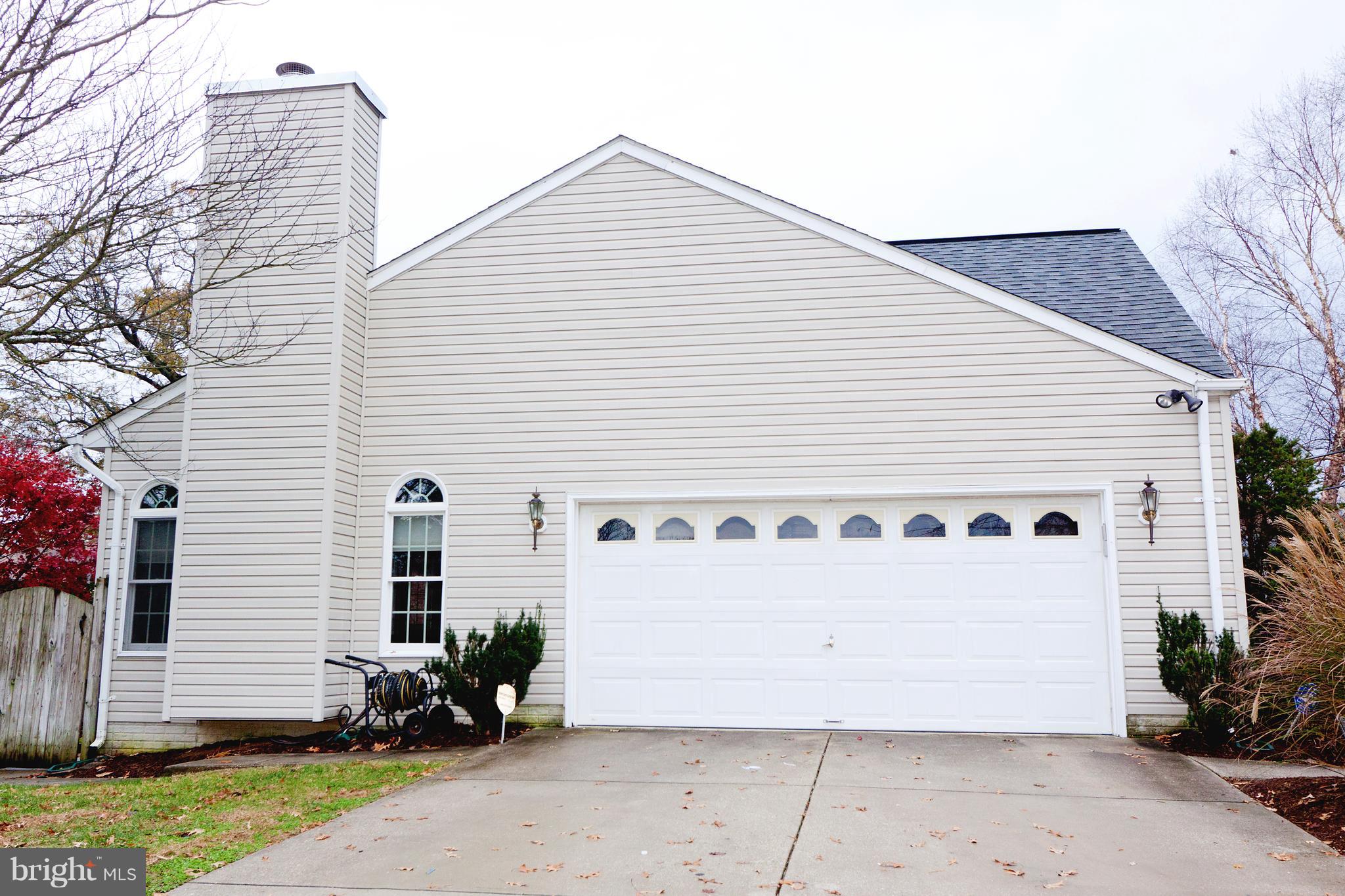 423 River Road Arnold, MD 21012 - Photo 4 of 53 Gallery Image 4