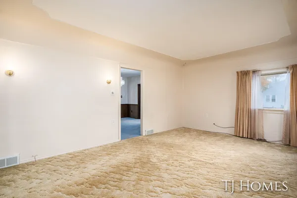 $369,900 | 146 Hanlon Court, Wayland, MI 49348