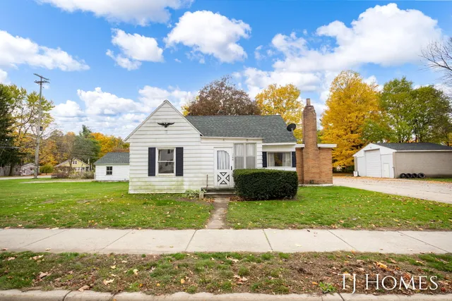 $380,000 | 146 Hanlon Court, Wayland, MI 49348