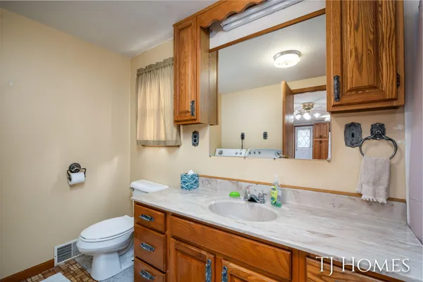 $369,900 | 146 Hanlon Court, Wayland, MI 49348