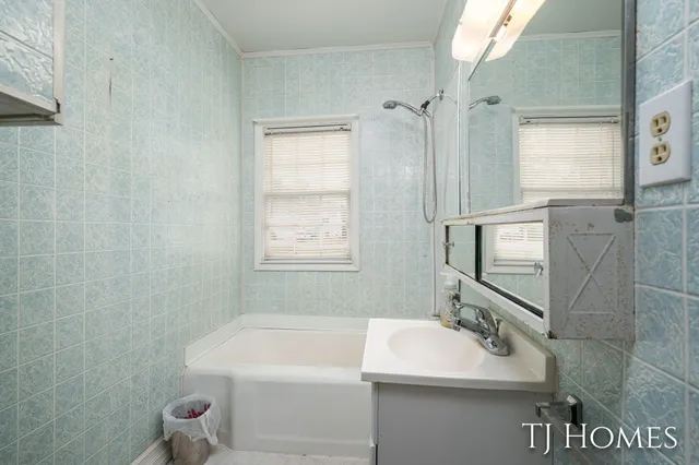 $380,000 | 146 Hanlon Court, Wayland, MI 49348