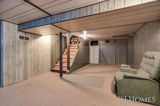 $380,000 | 146 Hanlon Court, Wayland, MI 49348