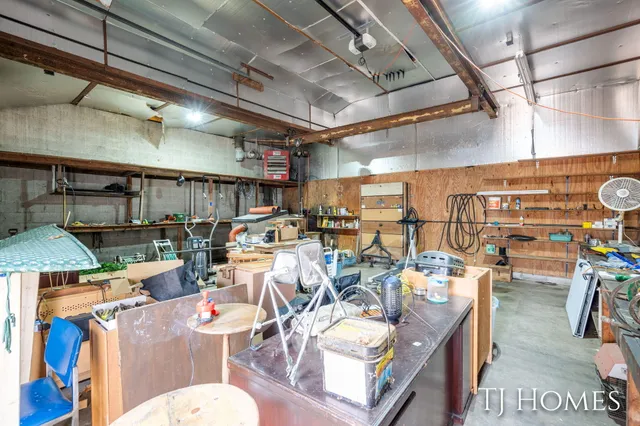 $380,000 | 146 Hanlon Court, Wayland, MI 49348